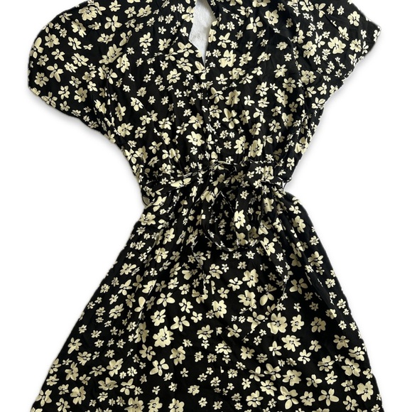 Floral Black and White Mini Dress - Picture 2 of 3